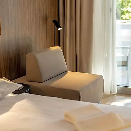 Rosetta Hotel 4*